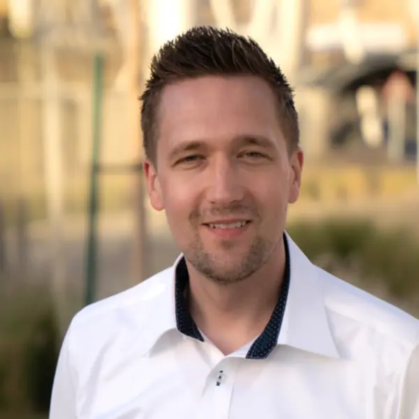 Neil Dwyer
