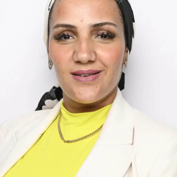 سارة عبدالمنعم